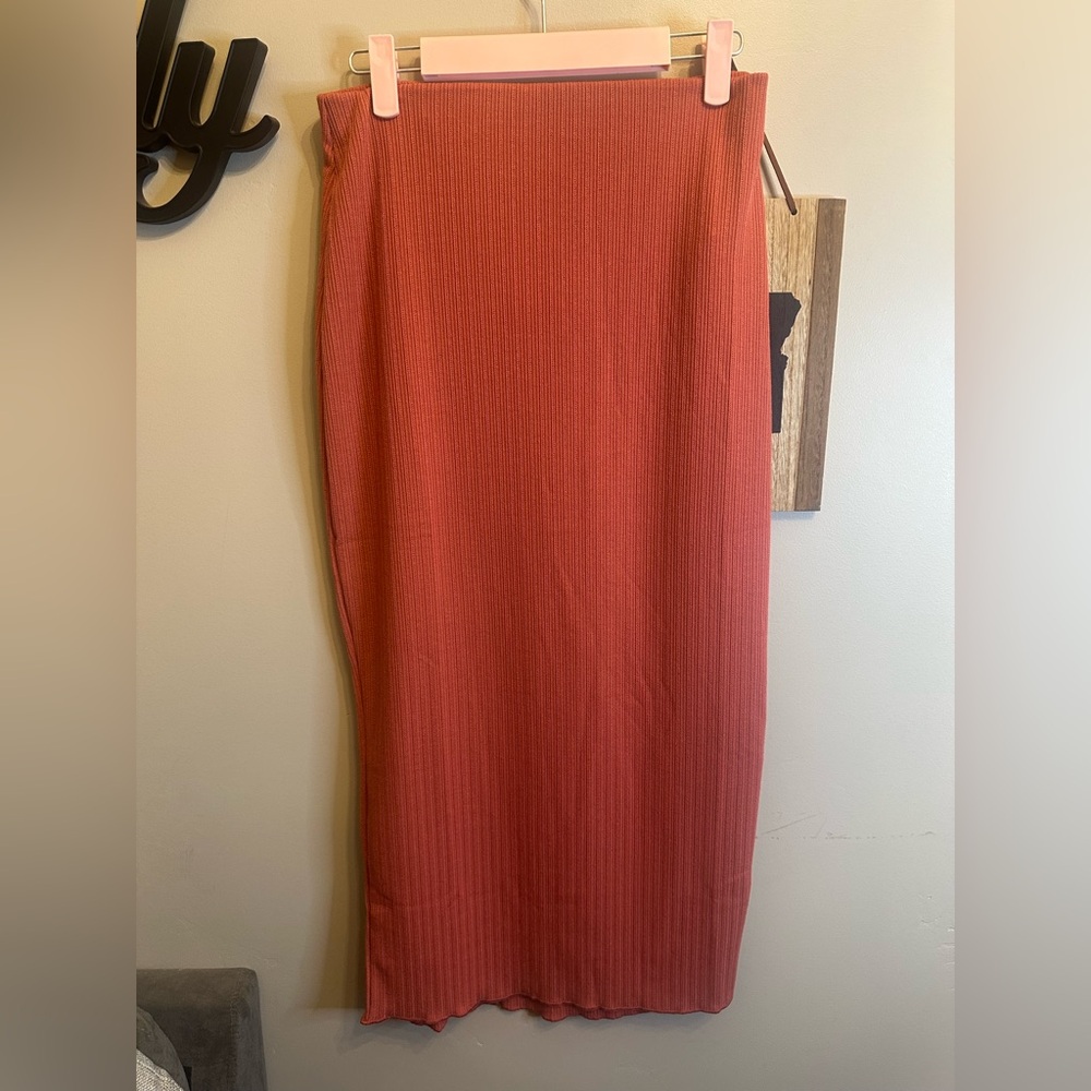 Chic Rust Pencil Skirt